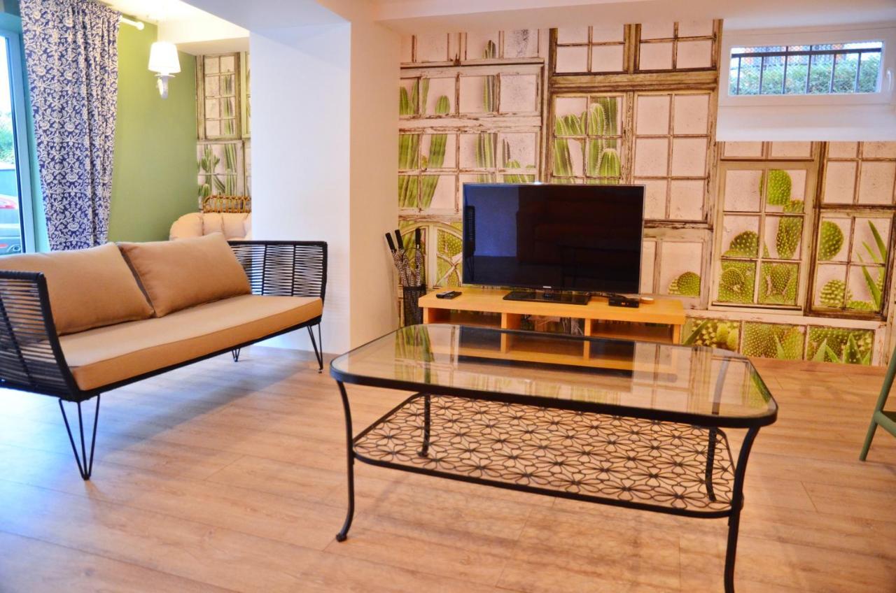Embassy Corner Apartamento